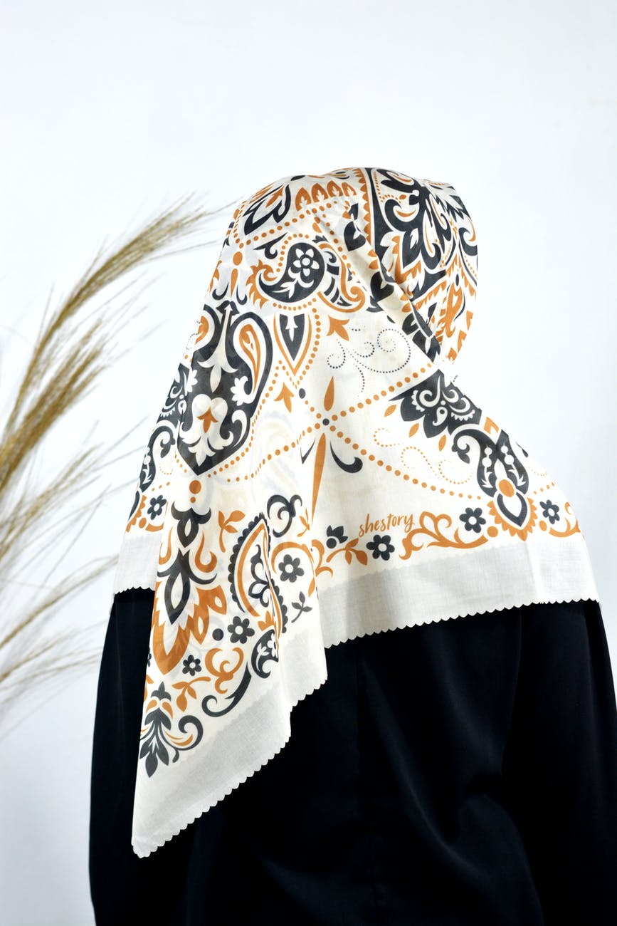 silk paisley scarf