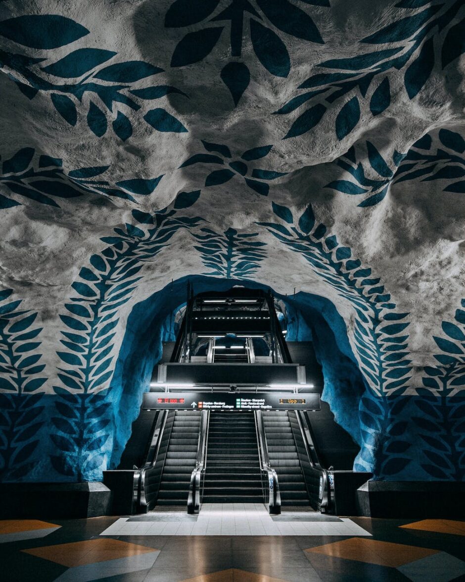 photo of a metro station