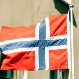 flag of norway waving on flagpole