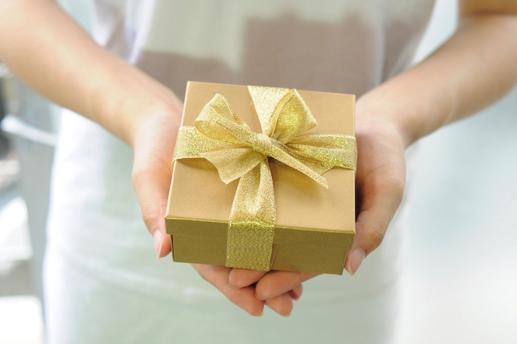 Present Gift Box