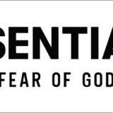 【本音マジ解説】エッセンシャルズは何歳まで着れる？着ている芸能人や年齢層は？